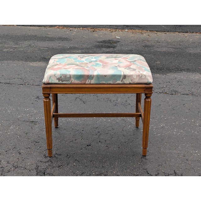 Traditional Vintage Georgian Style Mahogany Vanity Bench, Floral Upholstered Dressing Stool, Spindle Leg Accent Chair, Bedroom Seating, Antique Stool For Sale - Image 3 of 7