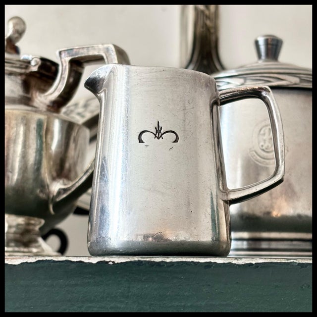 Mappin & Webb Vintage Creamer London Hilton For Sale - Image 4 of 7
