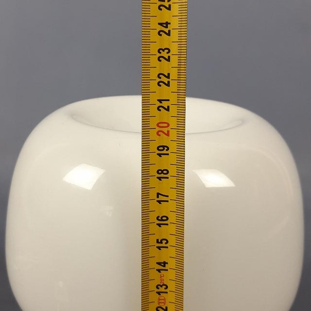 Mushroom Table Lamp in Murano Opal Glass, 1970s For Sale - Image 9 of 10