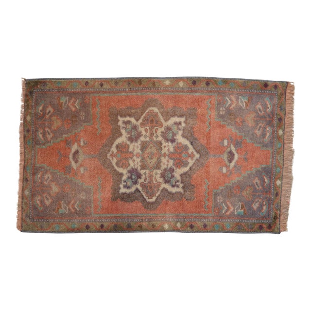 Hand Knotted Small Turkish Yastik Rug Mat - 1'9" X 2'11" For Sale
