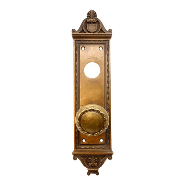 Antique Bronze Norwalk Fontenoy Door Knob Set For Sale