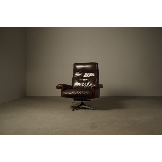 DS-31 Reclining Swivel Lounge Chair in Leather from de Sede, Switzerland, 1970s For Sale - Image 17 of 17