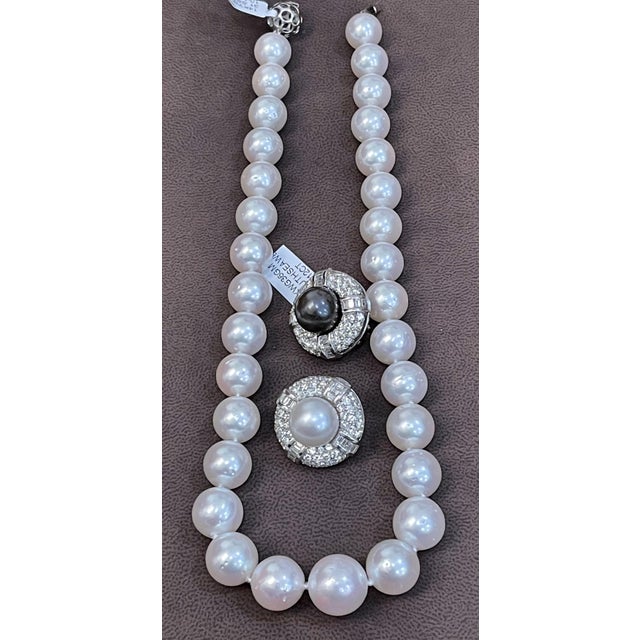 White South Sea Pearls Long Strand Necklace 14 Karat Gold Clasp For Sale - Image 11 of 18