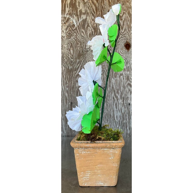 White Contemporary Hand Rolled Paper Flowers For Sale - Image 8 of 9