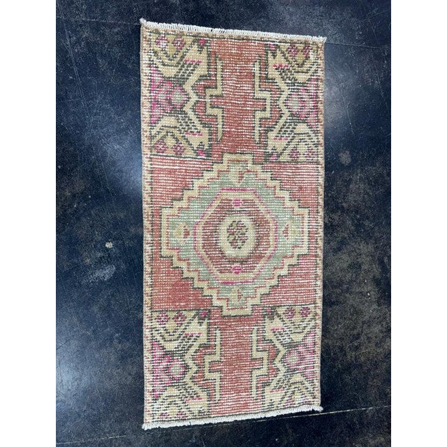 Turkish Yastik Rug 1'5" x 2'11" For Sale In Houston - Image 6 of 6