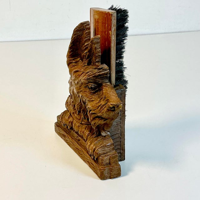 1960s Mid-Century Boho Chic Americana Syroco Scottish Terrier Brush Holder Kitchen Accessory. For Sale - Image 12 of 15