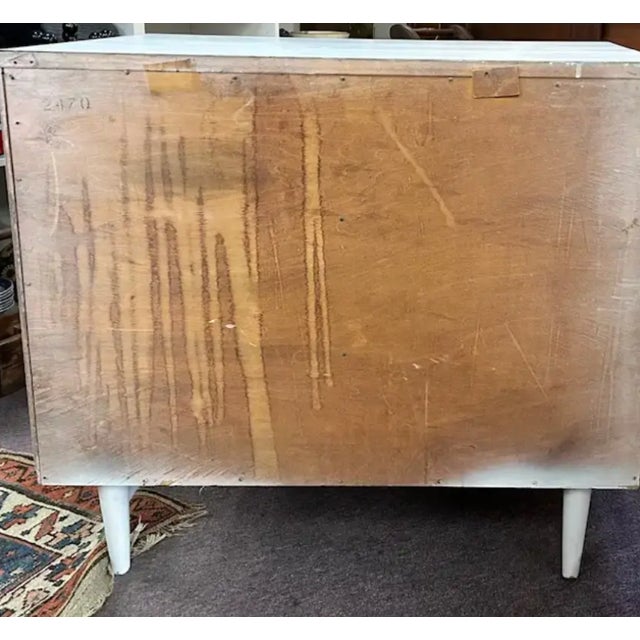 White Mid Century American of Martinsville White Painted Dresser For Sale - Image 8 of 8