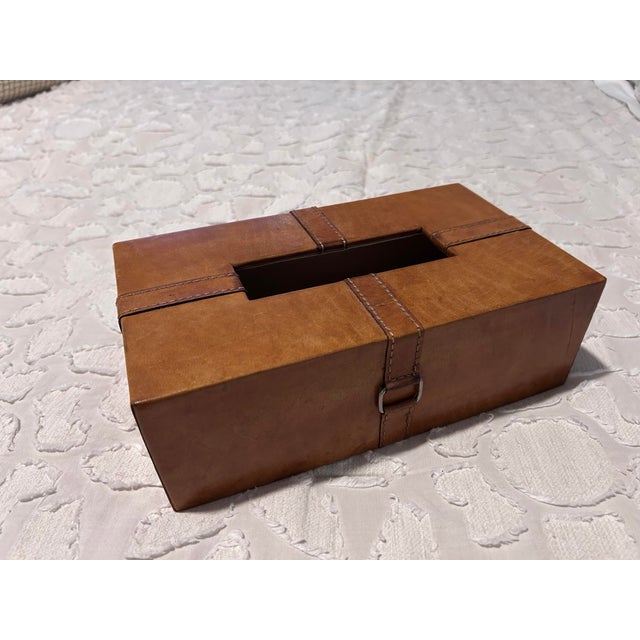 Vintage Stetson Leather Waste Basket and Tissue Box Cover Set For Sale - Image 4 of 8