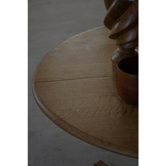 Mid-Century Modern Danish Round Dining Table in Oak with Two Extensions, 1960s For Sale - Image 15 of 18