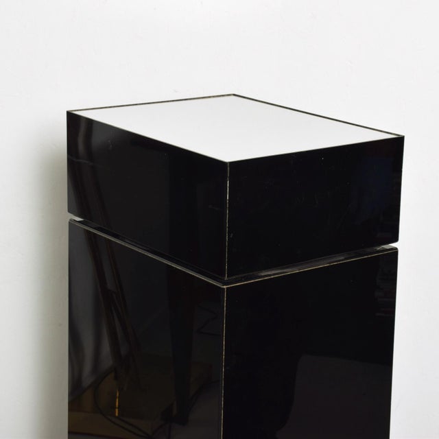AMBIANIC presents Modern black and white pillar pedestal column base Acrylic. Top portion turns. Unmarked - style of Karl...