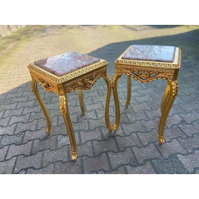 1990s French Louis XVI Gold Pink Marble Side Tables Pair For Sale - Image 13 of 17