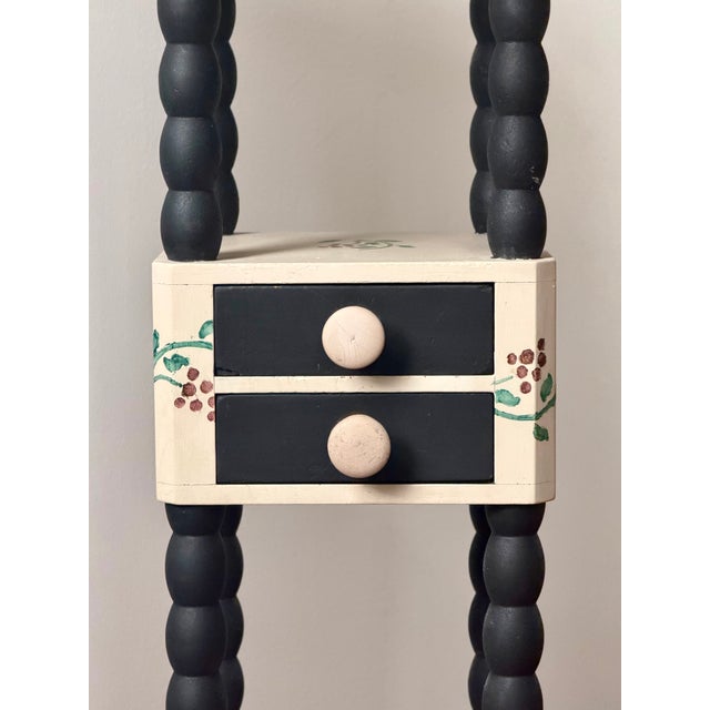 Vintage Imperial Furniture Painted Mahogany Side Table | Hand Painted Berry Vine Accent Table For Sale - Image 10 of 16