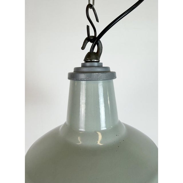 Mid-Century Modern Industrial Grey Enamel Pendant Lamp from Thorlux, 1960s For Sale - Image 3 of 18