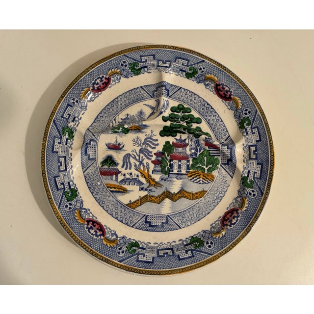 Ceramic Antique Davenport Staffordshire Chinoiserie Plates — Polychrome Pagoda Pattern, Set of 5, England c.1830 For Sale - Image 7 of 11