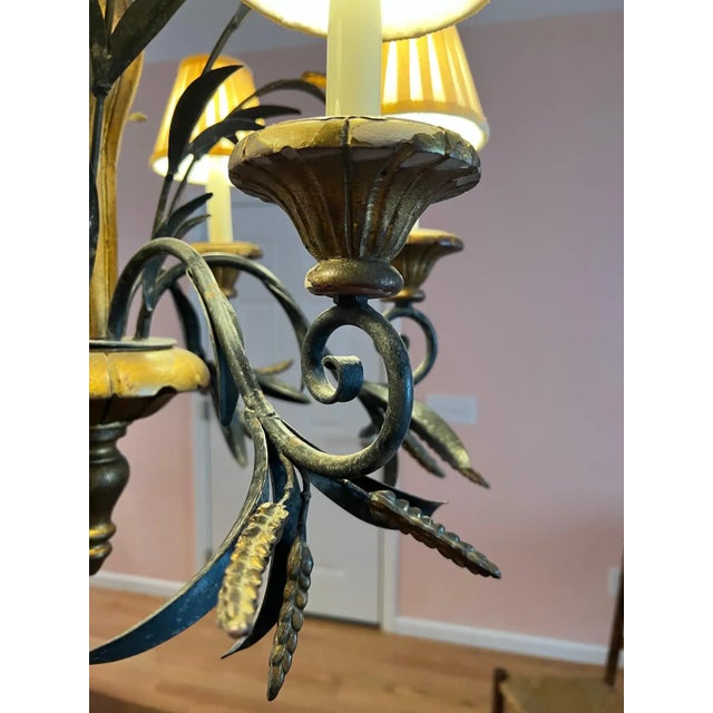 Vintage Regency Tole Wheat Sheaf Chandelier in the Style of Currey and Company For Sale - Image 9 of 11