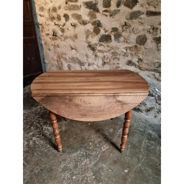 Wood Antique French Round Walnut Drop-Leaf Dining Table, 1890s For Sale - Image 7 of 16
