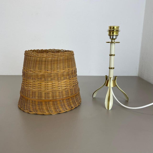 Original Rattan and Brass Table Light by United Workshops Munich, Germany, 1950s For Sale - Image 3 of 18