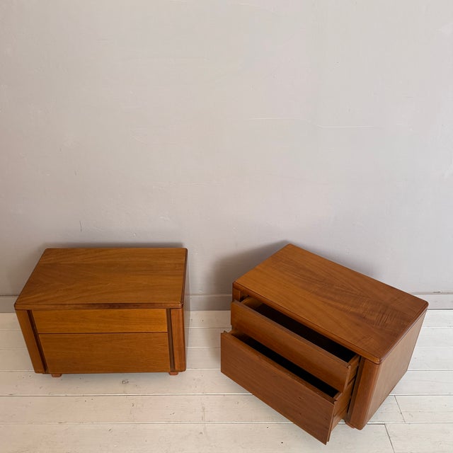 Brown Mid-Century Italian Walnut Bedside Tables with Drawers, 1960s, Set of 2 For Sale - Image 8 of 11