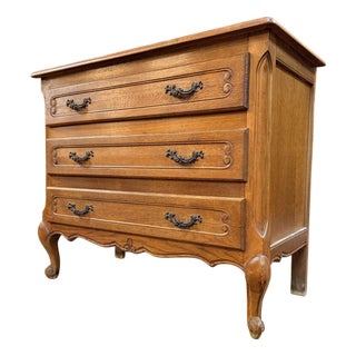 Vintage French Provincial Chest of Drawers For Sale