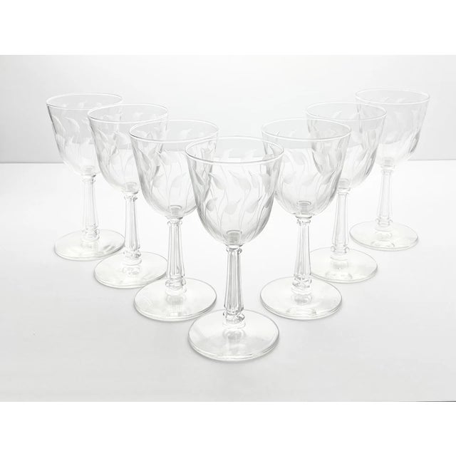 1950s Libbey “Crystal Leaf” Set of 7 Wine Glasses 5 3/4” 6oz Good vintage condition. No chips, cracks, or fleabites....