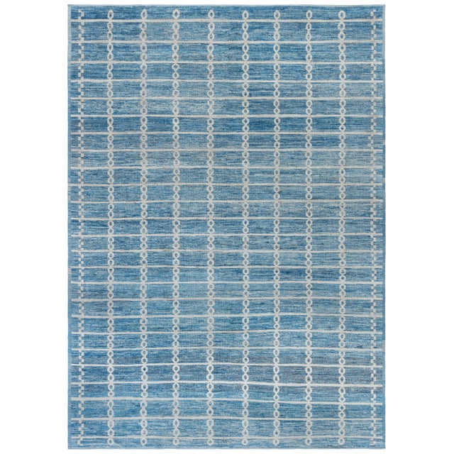 Modern Geometric Chain Motif Light Gray Rug "Catena" by Doris Leslie Blau For Sale