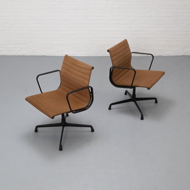 Herman Miller EA107 Chair by Charles & Ray Eames for Herman Miller, 1970s For Sale - Image 4 of 18