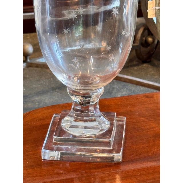 2020s Pair of Etched Glass Vases With Star Motif For Sale - Image 5 of 6