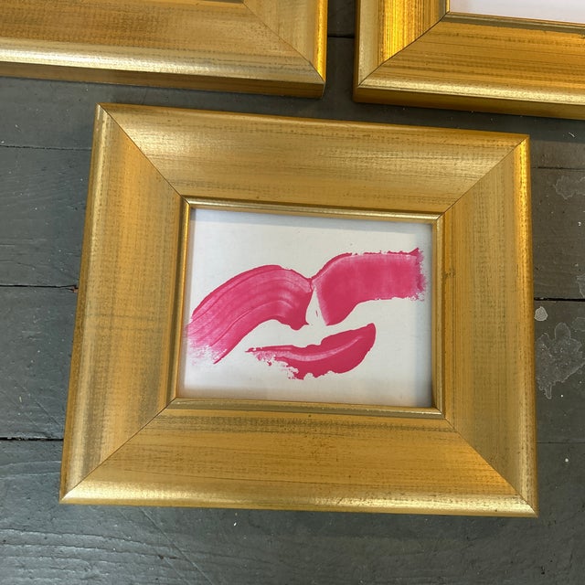 Abstract Three Contemporary Original Abstract “Flying Red Lips” Paintings - Set of Three For Sale - Image 3 of 5