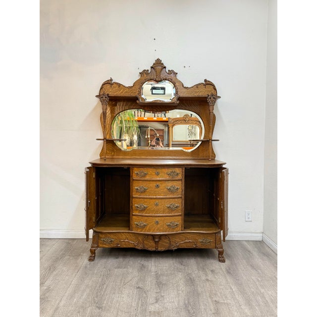 Vintage Quarter Saw Oak Sideboard For Sale - Image 4 of 12