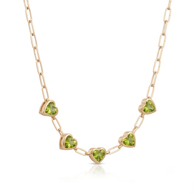 Bring a touch of fresh, vibrant color to your everyday jewelry with this olive-green natural peridot heart necklace....