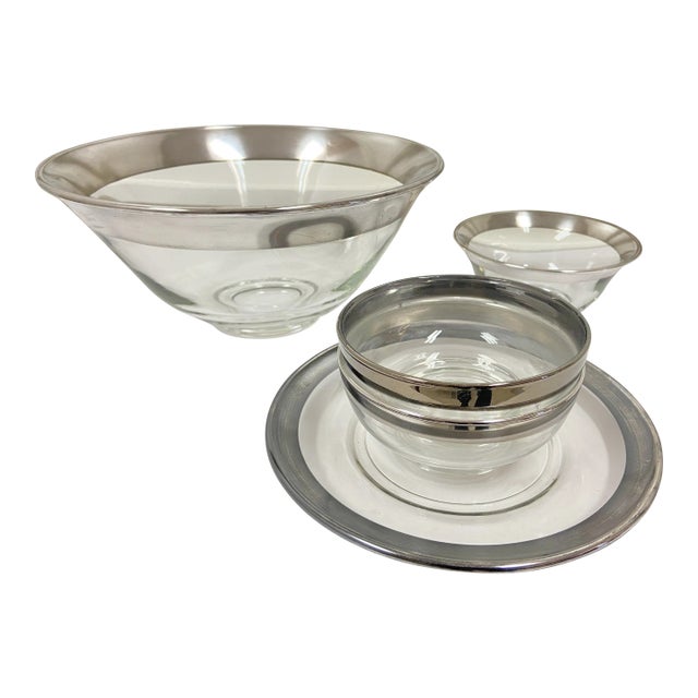Mid-Century Dorothy Thorpe Silver Rim Bowl Set- 5 Pieces For Sale