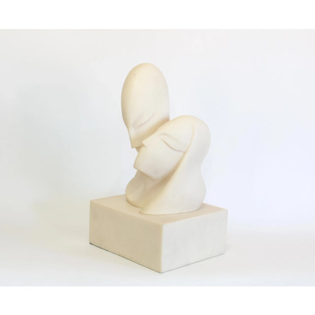 Art Deco Vintage Resin Lover Sculputure For Sale - Image 3 of 6