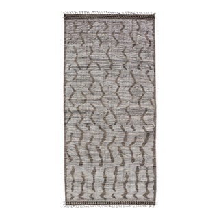 Modern Gallery Rug in Wool With Abstract Design 5'10" X12'8" For Sale