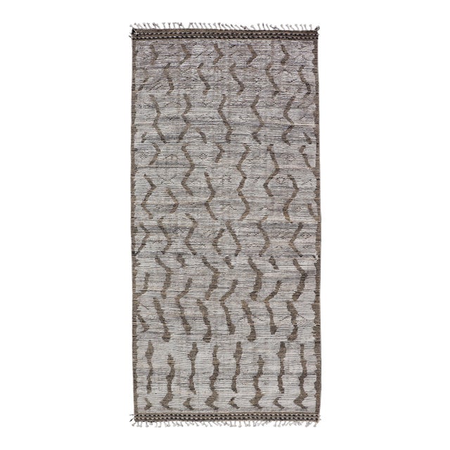 Modern Gallery Rug in Wool With Abstract Design 5'10" X12'8" For Sale