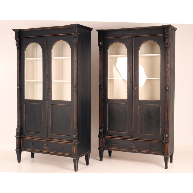 Late 19th Century Hand-Painted Pine Display Cabinets, 1880, Set of 2 For Sale - Image 5 of 11