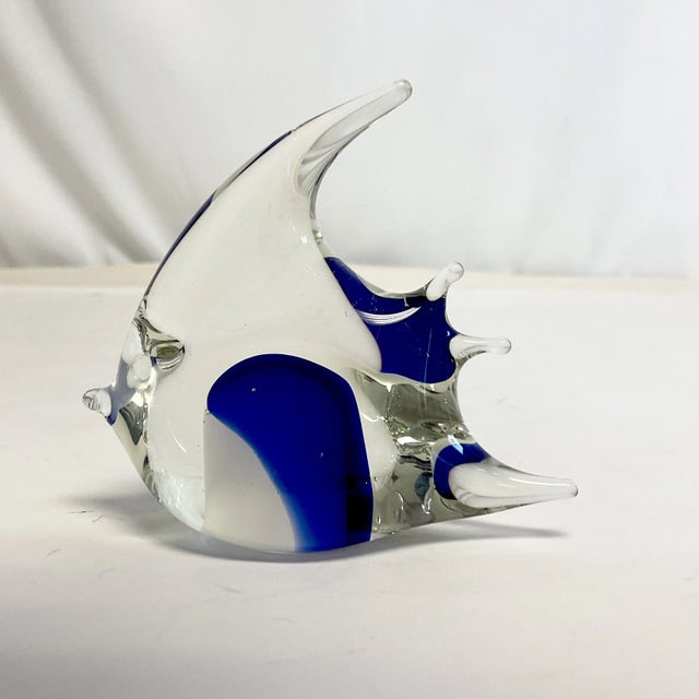 Mid-Century Coastal Boho Chic Italian Murano Style Fish Paperweight. For Sale - Image 9 of 10