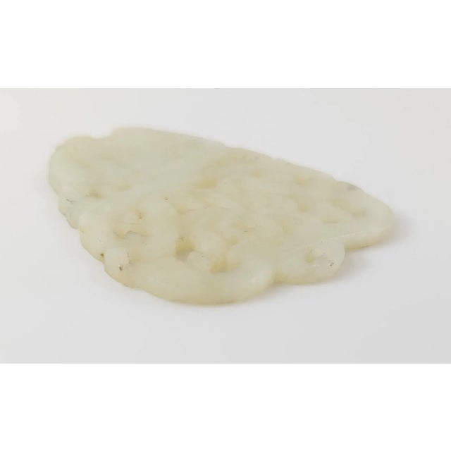 20th Century Chinese Carved Celadon Gray Nephrite Jade Pendant Plaque For Sale In New York - Image 6 of 9
