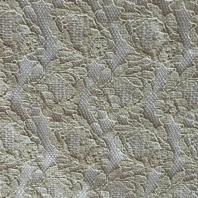 Early 20th Century Vintage Lace Banquet Length Tablecloth Chantilly Lace Farmhouse Traditional Victorian Edwardian Beige For Sale - Image 5 of 7
