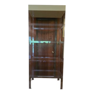 1970s Vintage Mid Century Modern Designer Lucite Etagere For Sale