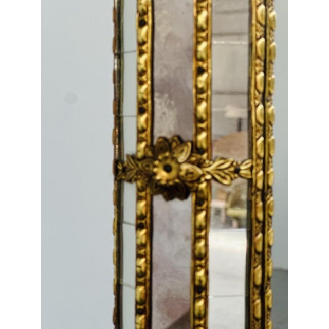 Width: 120 cm Height: 108 cm Depth: 4 cm A striking and highly decorative Spanish mosaic mirror dating from the 1980s,...