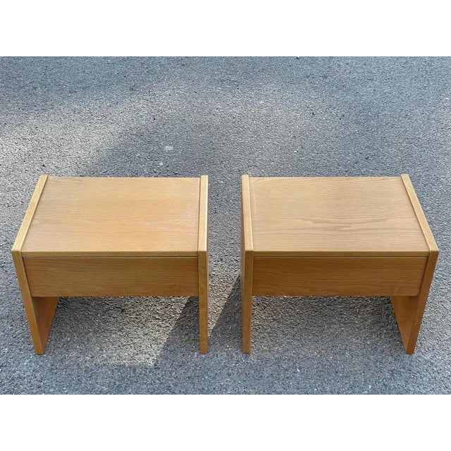 A pair of Danish oak nightstands straight from the stylish 1980s. These classic beauties exude simplicity and elegance,...