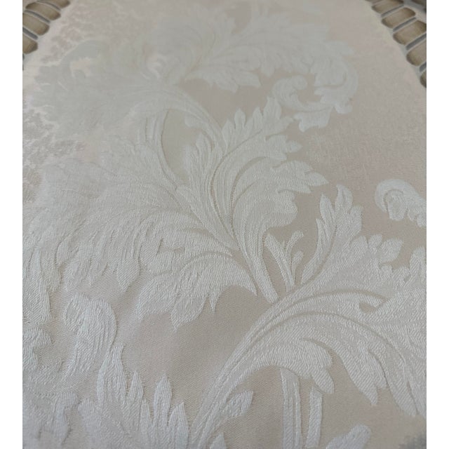 Queen Anne 1990s Ethan Allen Georgian Court Queen Anne Camelback Sofa in Cream Damask For Sale - Image 3 of 7