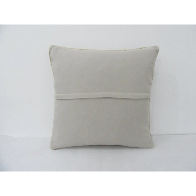 Traditional Faded Vintage Ivory Pillow Cover For Sale - Image 3 of 4