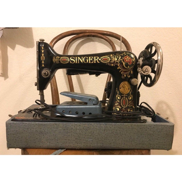 1910 Antique Singer Sewing Machine and Carrying Case Chairish