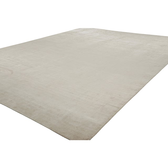 Rug & Kilim Rug & Kilim’s Oversized Contemporary Textural Solid Rug in Ivory Tones For Sale - Image 4 of 7