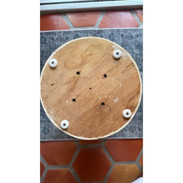 1980s Pair of Maitland-Smith Attributed Fossil Stone Tulip-Form Sculptural Vessels With Brass Trim For Sale - Image 11 of 12