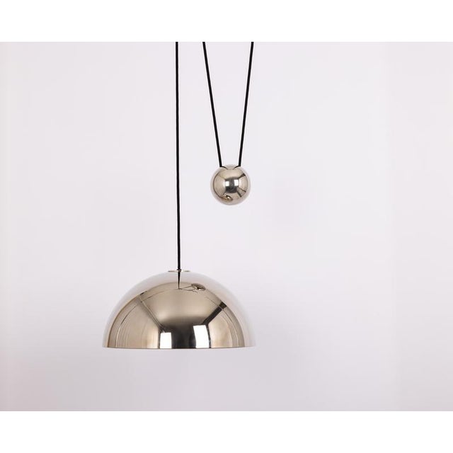 Adjustable Chrome Counterweight Pendant Light from Florian Schulz, Germany, 1980s For Sale - Image 3 of 9