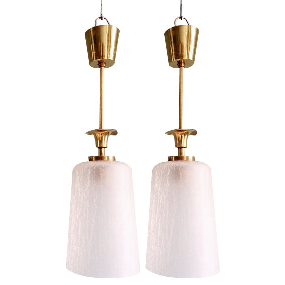 Mid-Century Pendant Lights in Brass and Clear Crackled Glass, 1950s, Set of 2 For Sale