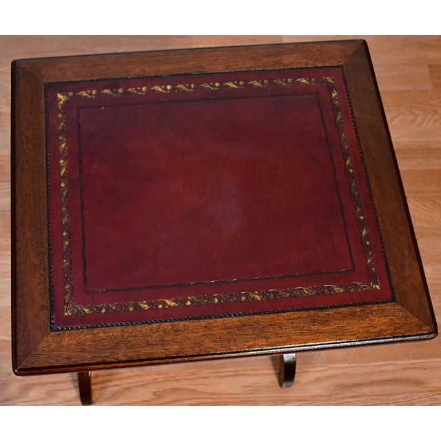 1930s Vintage English Regency Mahogany Wood Leather Top Nesting Tables Tiered Set For Sale - Image 9 of 13