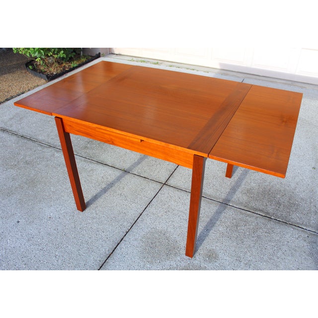 Vintage 1960s Danish Modern Teak Dining Table With Butterfly Leaf – Expandable Scandinavian Design, Made for UK/Ireland Export For Sale - Image 4 of 18